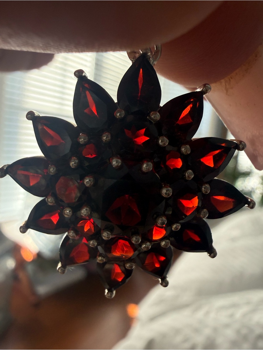Vintage Sterling Garnet Cluster Sunburst Flower Pendant